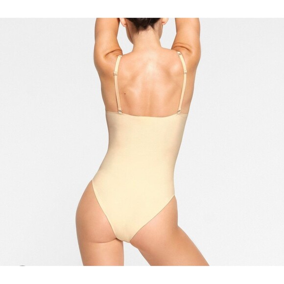 SKIMS Foundations Brief Bodysuit | Size XS - Picture 2 of 3